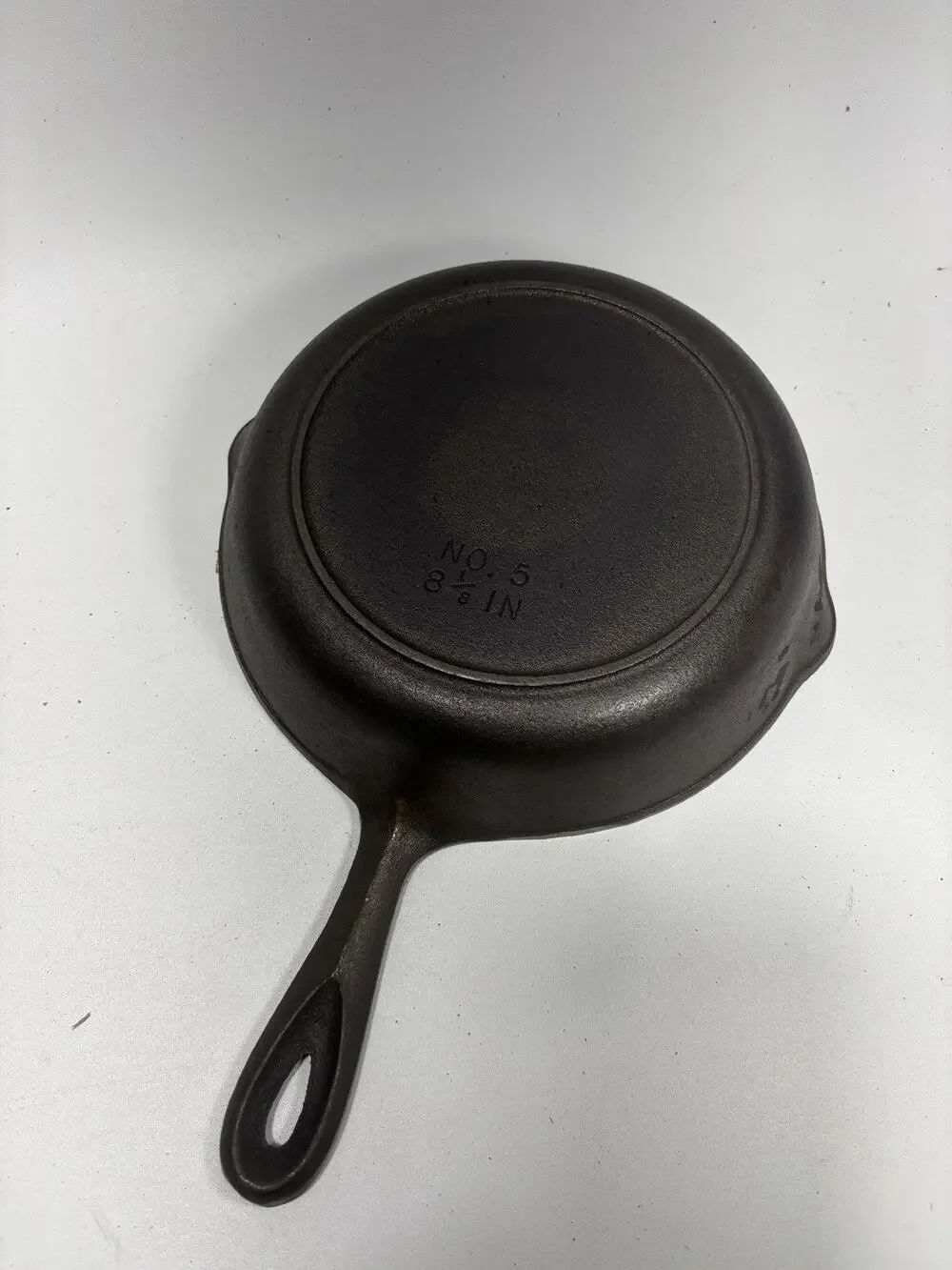 Vintage Cast Iron Skillet No 5 8 1/8” Heat Ring Restored USA